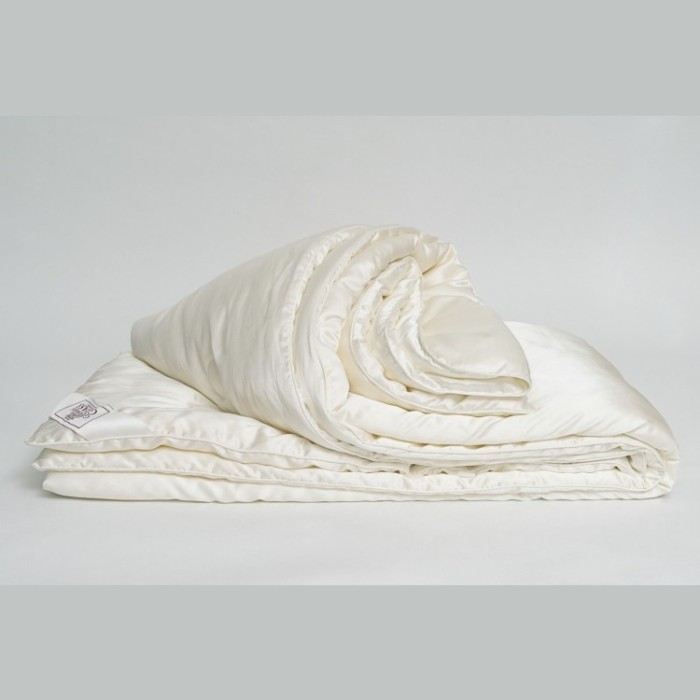 Одеяло GREAT SILK GRASS всесезонное 160х220