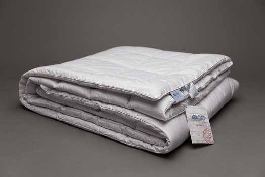 Одеяло German Grass Camel Familie Wool всесезонное 172х205