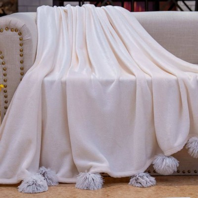 Fluffy ball (молоко) Покрывало 220х240