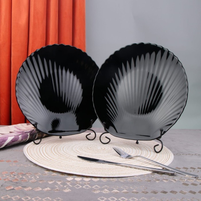 Набор обеденных тарелок Arya из опалового стекла 6 ед Shell Черный