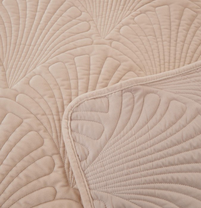 Ариэль (св.беж) Покрывало 240x260