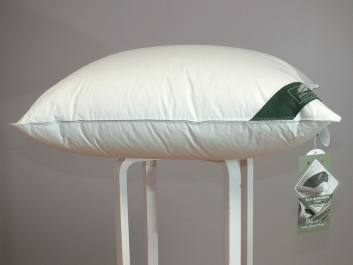 Подушка средняя Anna Flaum EIS Kollektion 70х70