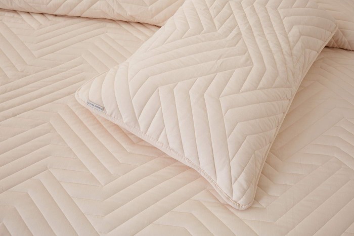 Мориц (крем) Покрывало 160х220