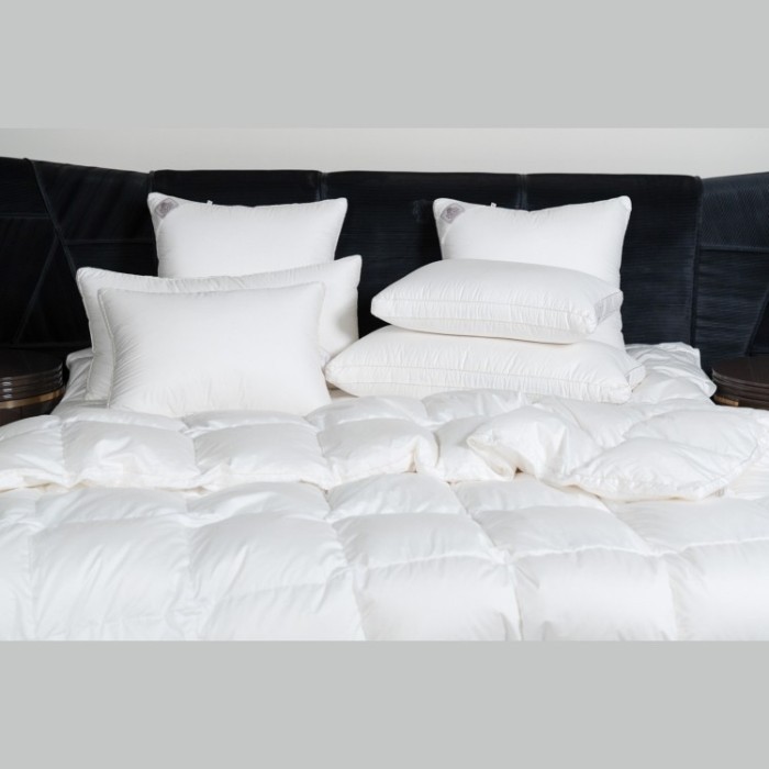 Одеяло KING DOWN GRASS всесезонное с бортиком 150х200