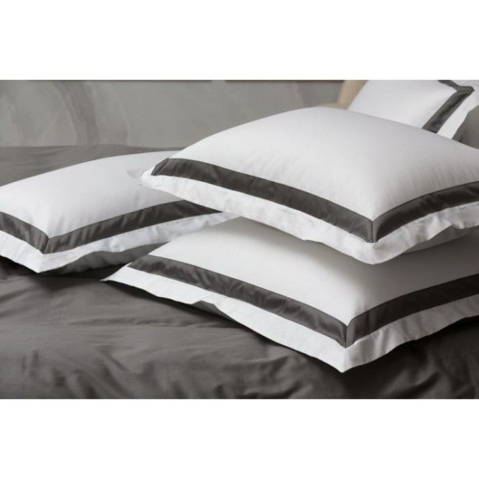 Наволочки с широкой отделкой Alpine Graphite Allure Grass 70х70 (2шт)