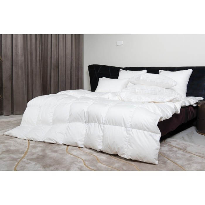 Одеяло KING DOWN GRASS всесезонное с бортиком 220х240