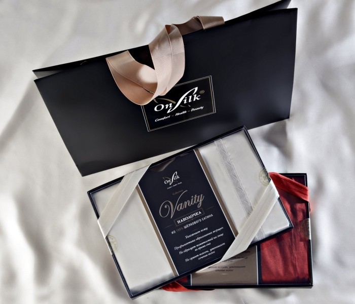 Наволочка шелковая "Shine" 50*70, перламутровый беж