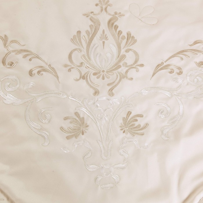 Изида (молоко) Евро Комплект Вышивка