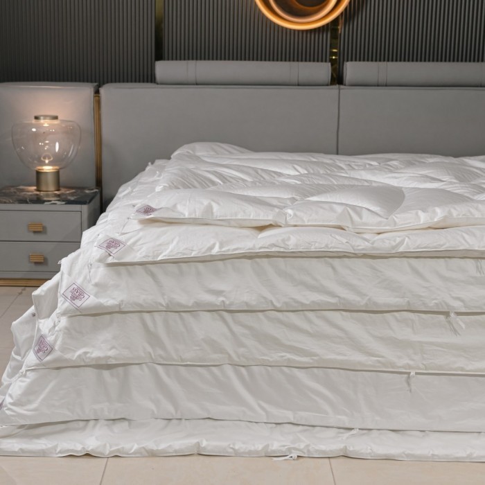 Одеяло ALLIANCE DOWN GRASS всесезонное “Light” 200х200