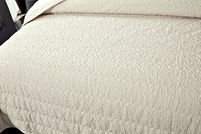 Надин (молоко) Покрывало 230х250