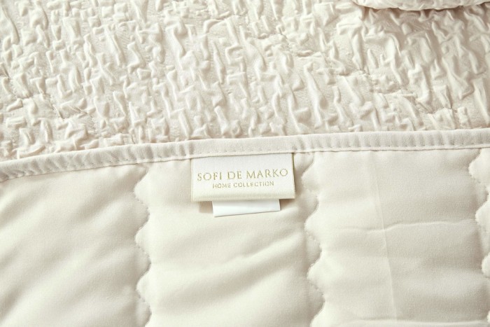 Надин (молоко) Покрывало 230х250