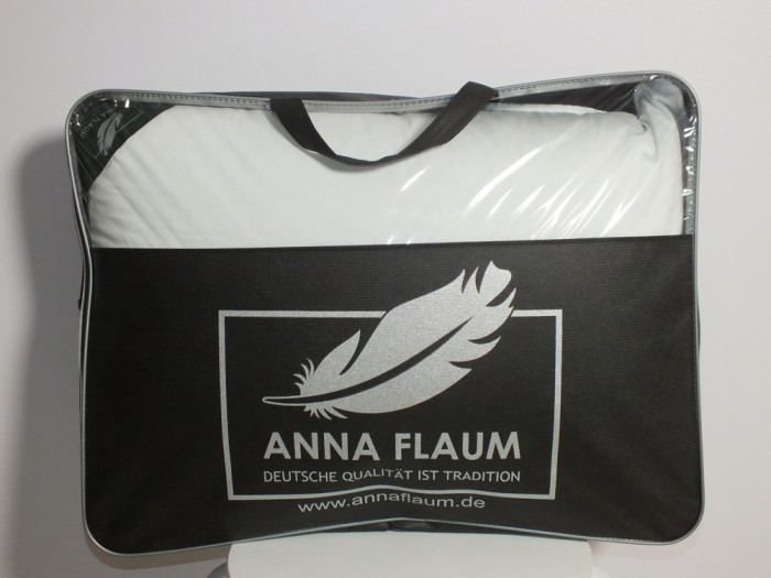 Подушка упругая Anna Flaum EIS Kollektion 80х80