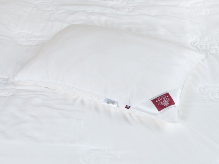 Подушка шелк Luxury Silk Grass (50 х 70) мягкая
