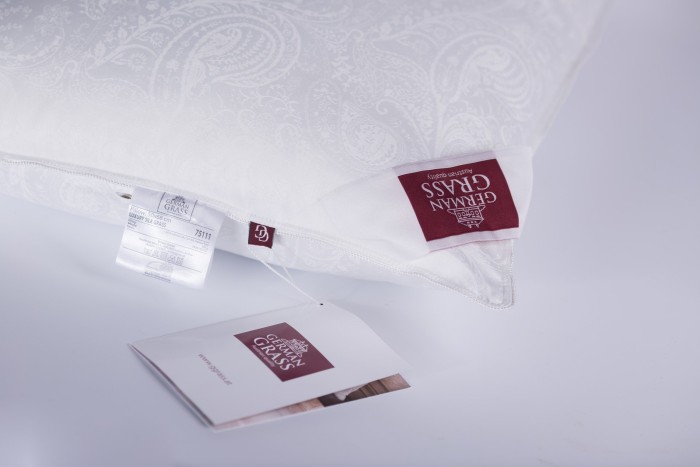 Подушка шелк Luxury Silk Grass (50 х 70) мягкая