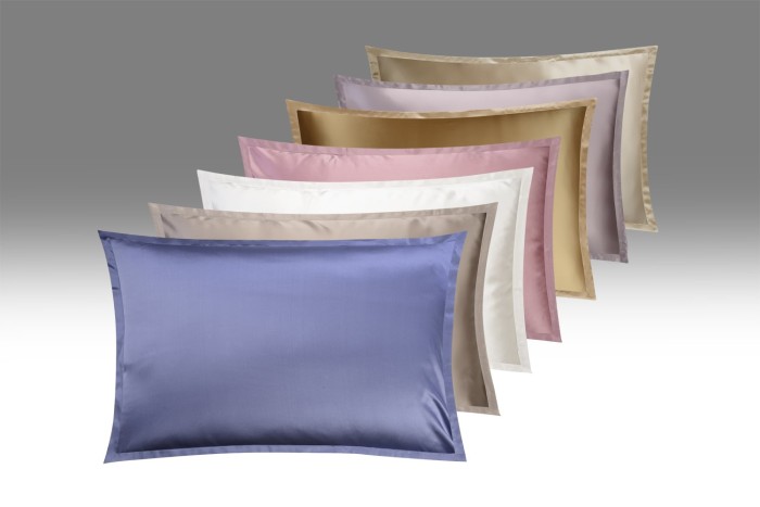 Наволочка шелковая "Shine" 50*70, дымчато-розовый