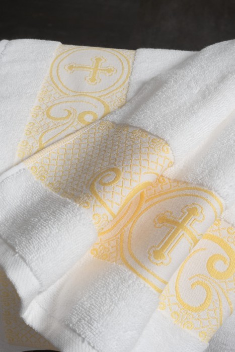 Полотенце Arya с крестом Sarah Белый