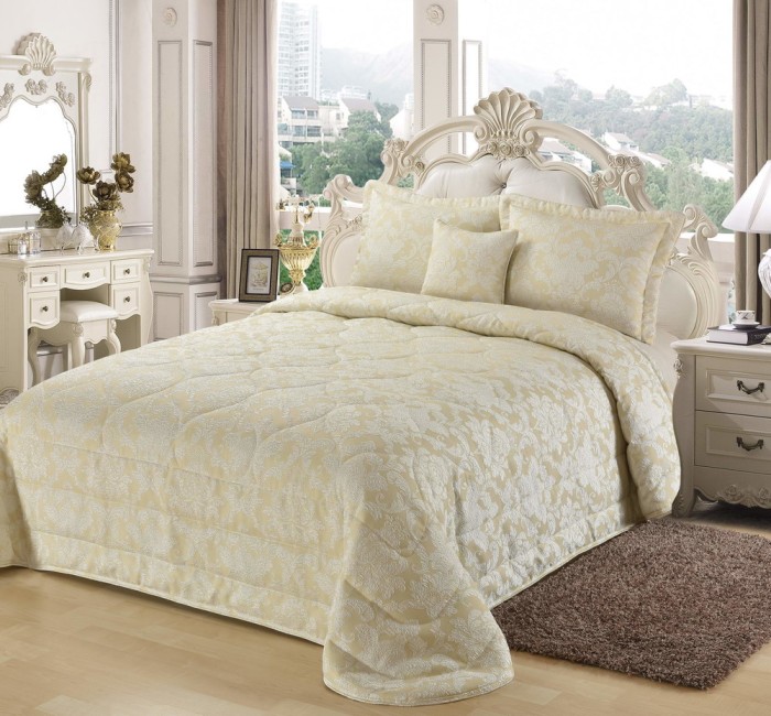 Сантана (молоко) Покрывало 240х260