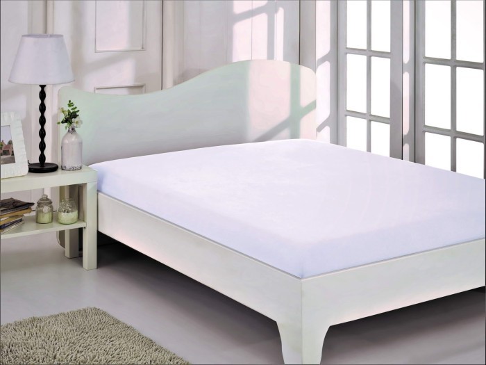 Простыня трикотажная Sofi De Marco S.145б