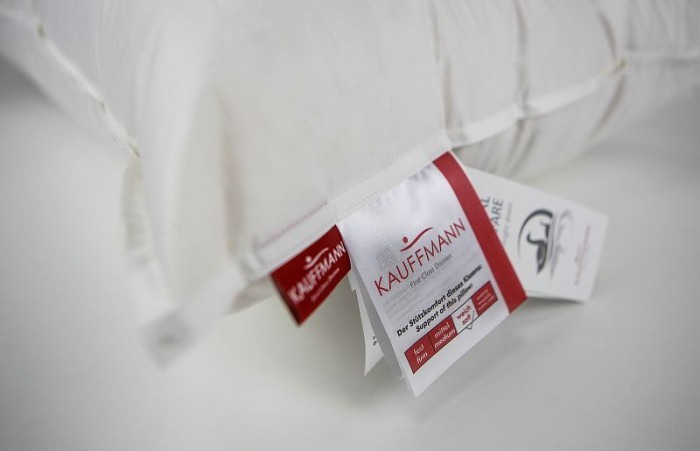 Подушка "De Luxe 60" soft классическая, пуховая с двойной отстрочкой