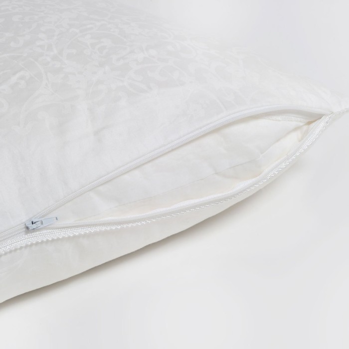 Шелковая подушка "Comfort Premium" S-низкая плюс/упругая 50х70