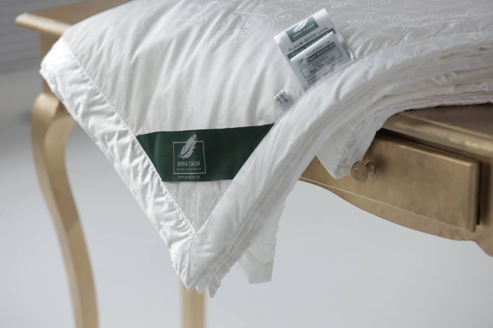 Одеяло легкое  Flaum NOSTALGIE Kollektion 220х240