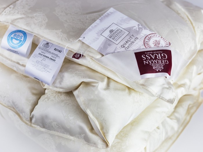 Одеяло SILK DOWN GRASS всесезонное 240х260