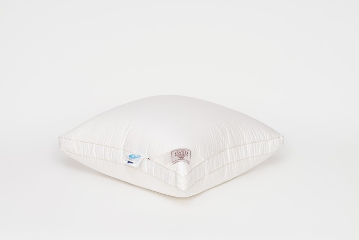 Подушка KING DOWN GRASS трехкамерная 3D упругая с бортиком 68х68