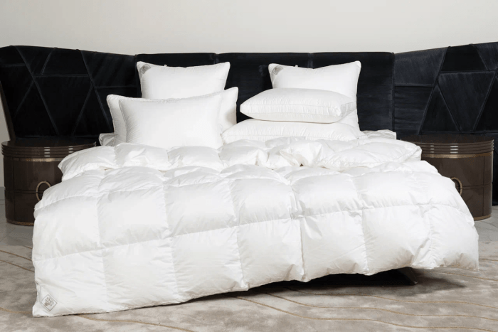 Подушка KING DOWN GRASS средняя с бортиком 50х90