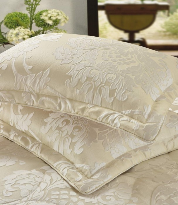 Беллария №1(молоко) Покрывало 240х260