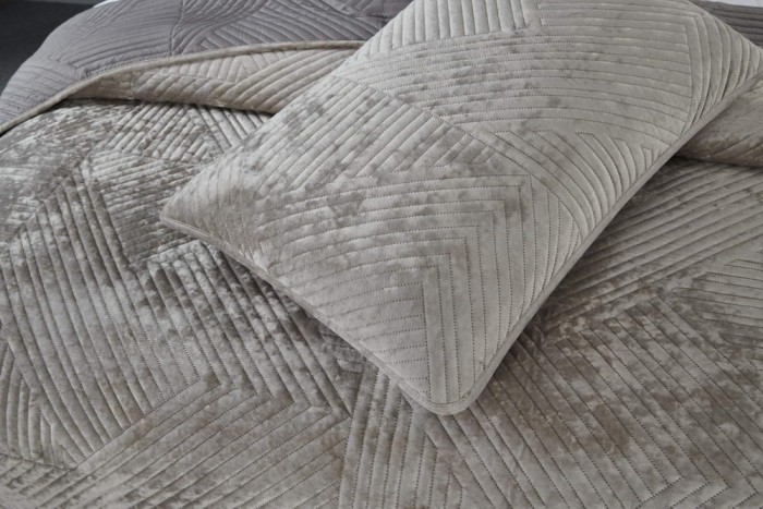 Патрисия (беж) Покрывало 240х260