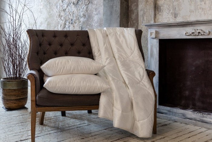 Одеяло стеганное с кантом German Grass SILK FAMILIE BIO всесезонное 160х220