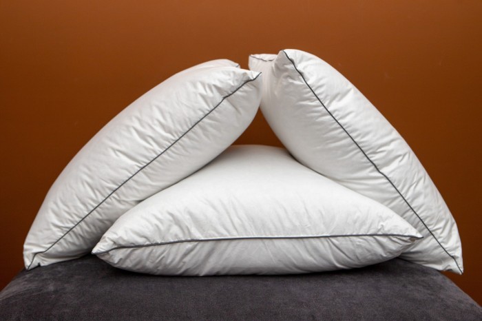 Подушка упругая трехслойная "Мужская" 50 х 68 см Nature's