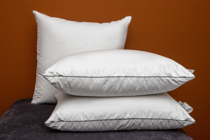 Подушка упругая трехслойная "Мужская" 50 х 68 см Nature's