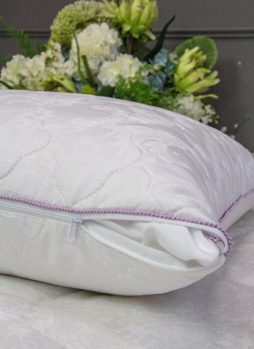 Подушка Luxury Hotel Collection Lavender 70х70