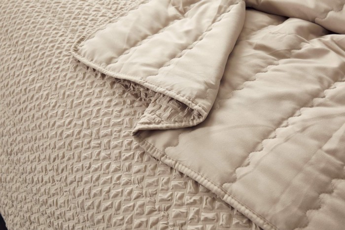 Ирма (беж) Покрывало 230х250