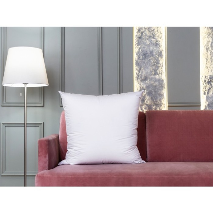 Подушка White Familie Down упругая 68х68 FD-1222