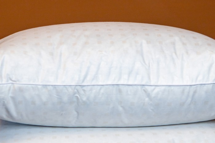 Подушка упругая «Премиум» 68 х 68