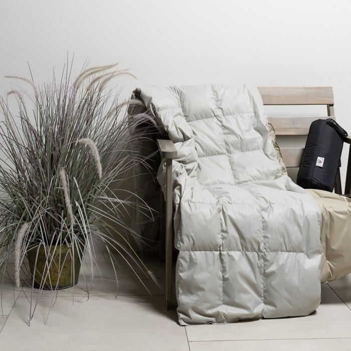 Дорожный плед пуховый Travel Plaid Grass grey-beige 140х200