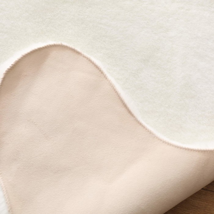 Коврик Плюшевый (белый) 60х90