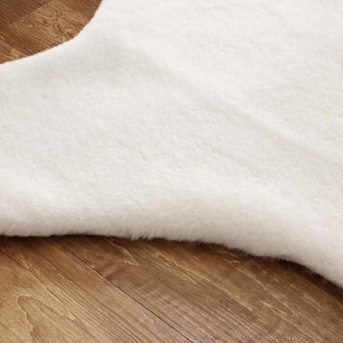 Коврик Плюшевый (белый) 60х90