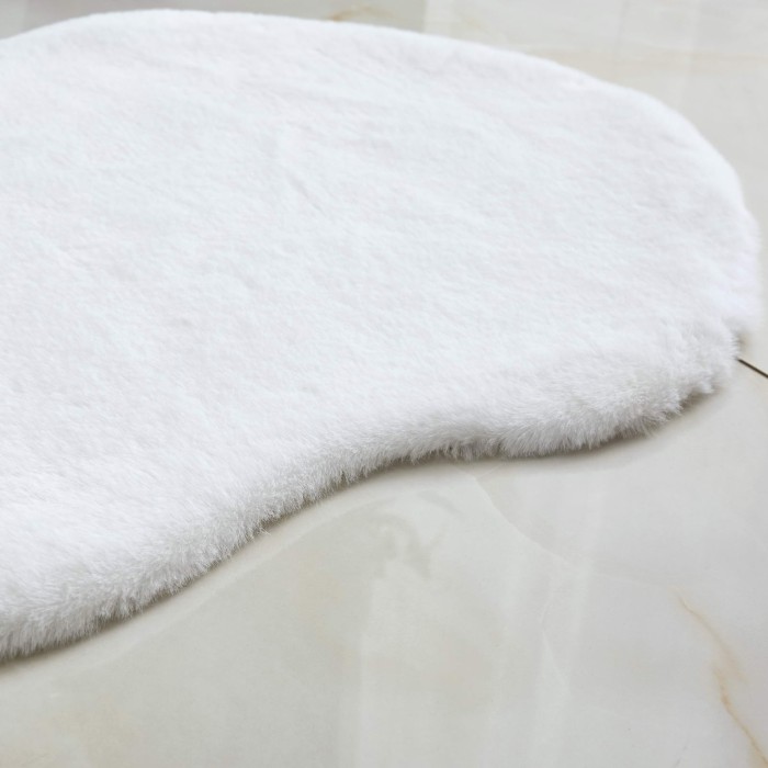 Коврик Плюшевый (белый) 60х90