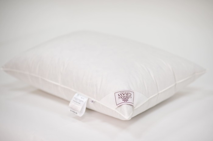 Подушка PRIME DOWN GRASS средняя 68х68