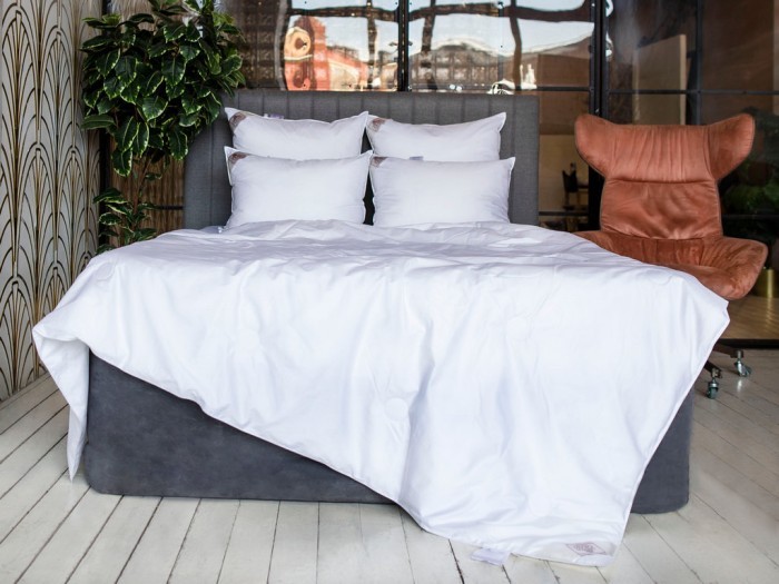 Одеяло LUXURY SILK GRASS лёгкое 150х200