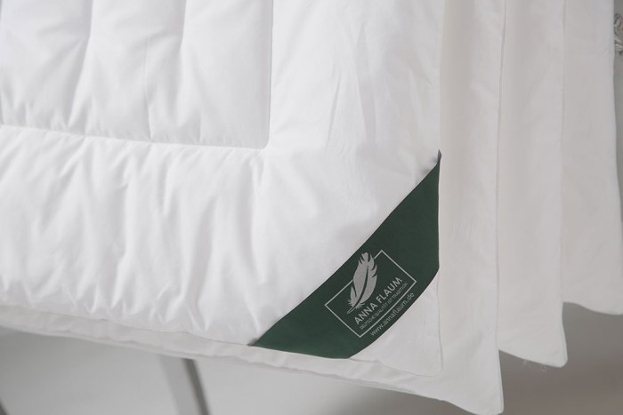 Одеяло Flaum FITNESS 200х220 всесезонное