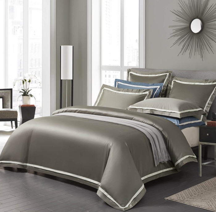 Постельное бельё Sharmes “Amour” 1,5 спальный (серая галька)