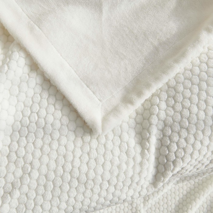 Каролина (молоко) Покрывало 160х220