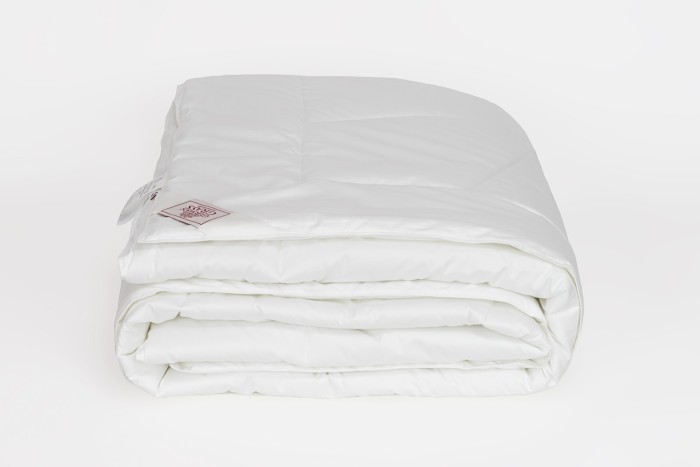 Одеяло NON-ALLERGENIC PREMIUM GRASS лёгкое 200х220