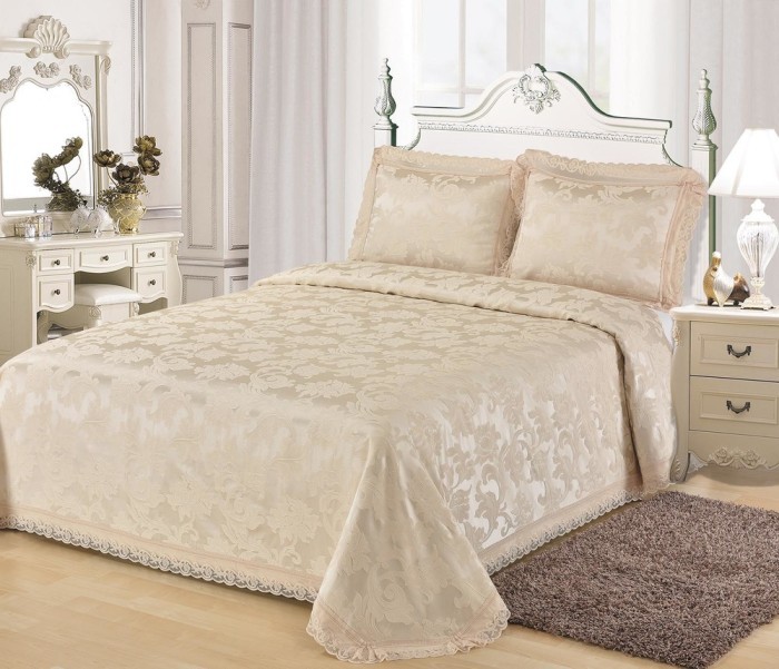 Валькирия (молоко) Покрывало 240х260