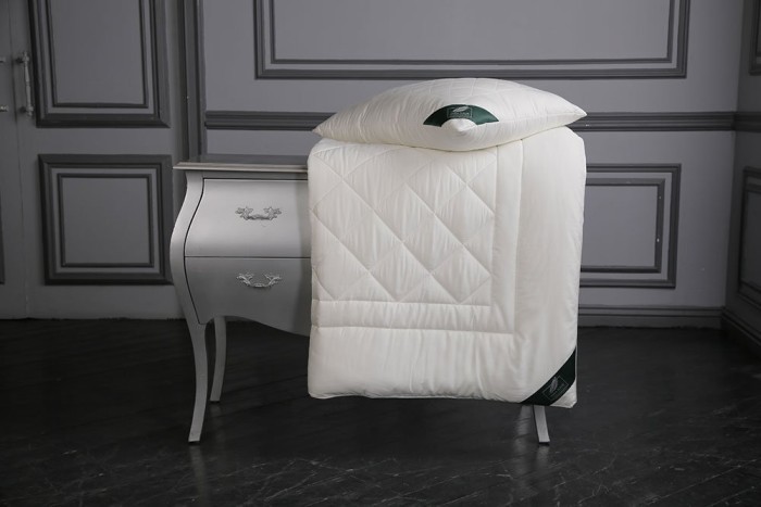 Подушка Anna Flaum Bamboo 70 x 70