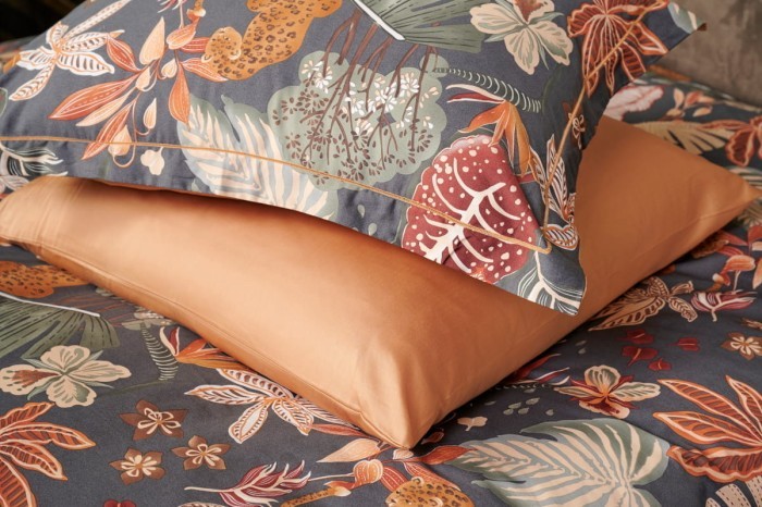 Постельное белье Arya Exclusive сатин 2 Сп. 200x220 Rosari